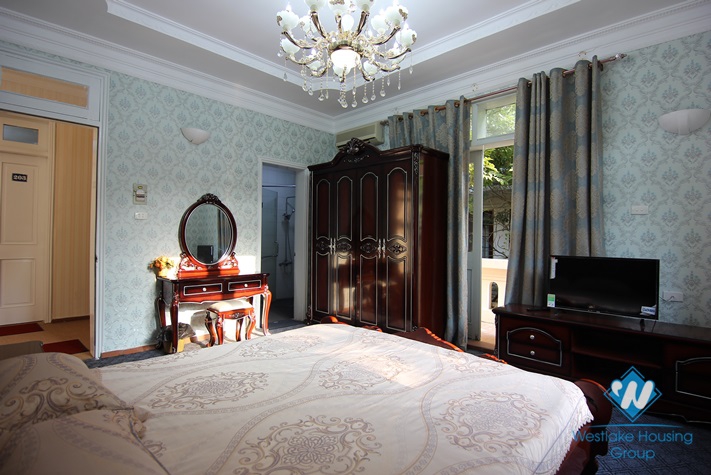 Spacious detached villa to rent in Tay Ho diplomats' compound